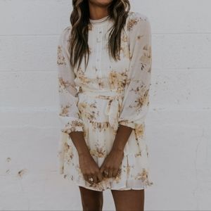 Selma Floral Dress - Ivory